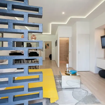 City Street Apartman アパート *