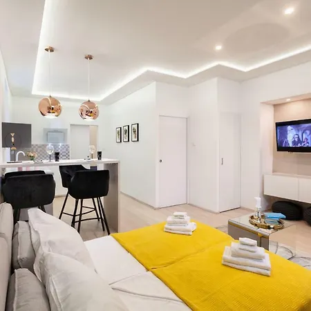 アパート City Street Apartman プーラ